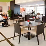 ibis Muscat 