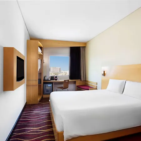 Ibis Muscat Hotel Exterior photo